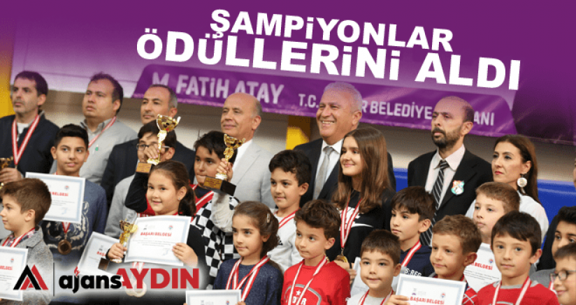Şampiyonlar ödüllerini aldı